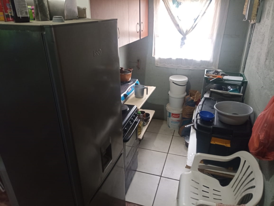 2 Bedroom Property for Sale in Kwanonqaba Western Cape